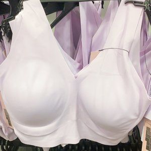 Calvin Klein Invisibles Lightly Lined V-Neck Bra